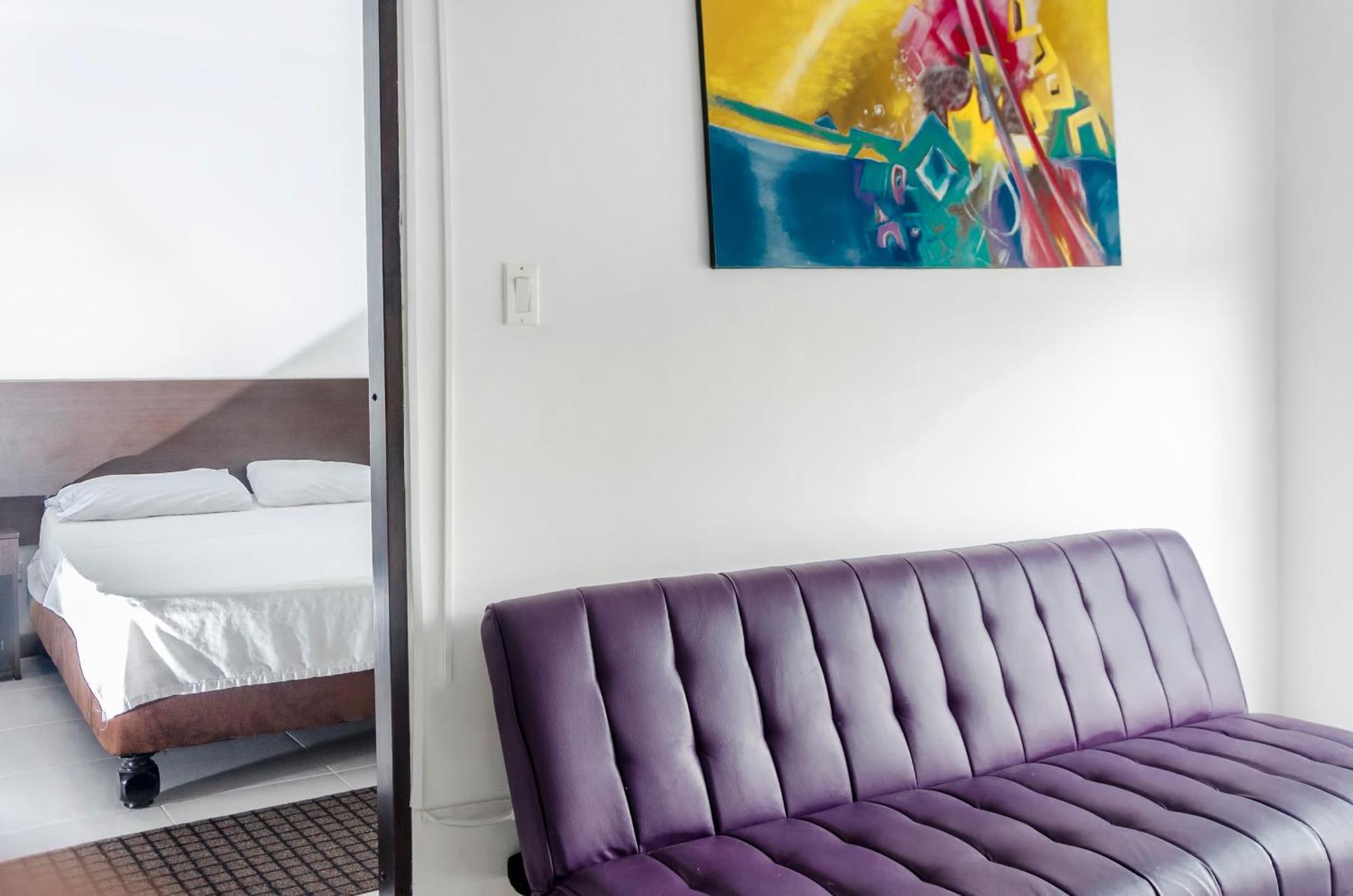 Apartasuites San Marcos Кали Экстерьер фото