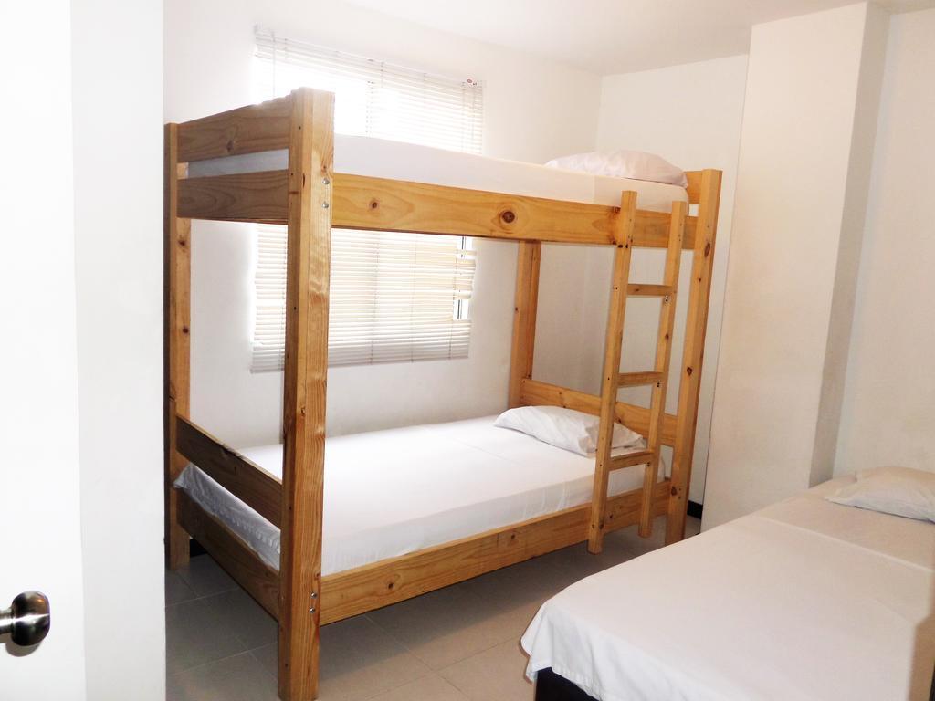 Apartasuites San Marcos Кали Экстерьер фото