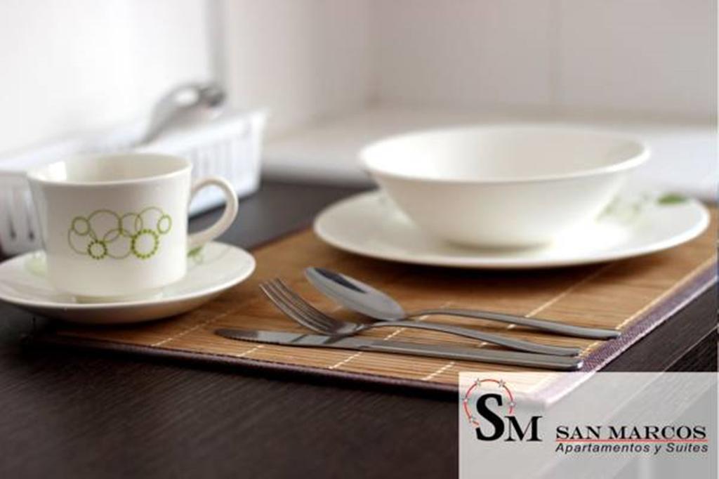 Apartasuites San Marcos Кали Экстерьер фото