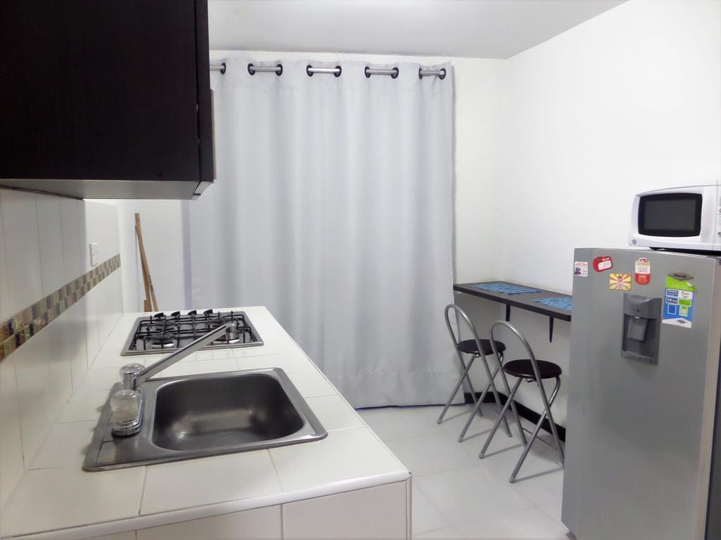 Apartasuites San Marcos Кали Экстерьер фото