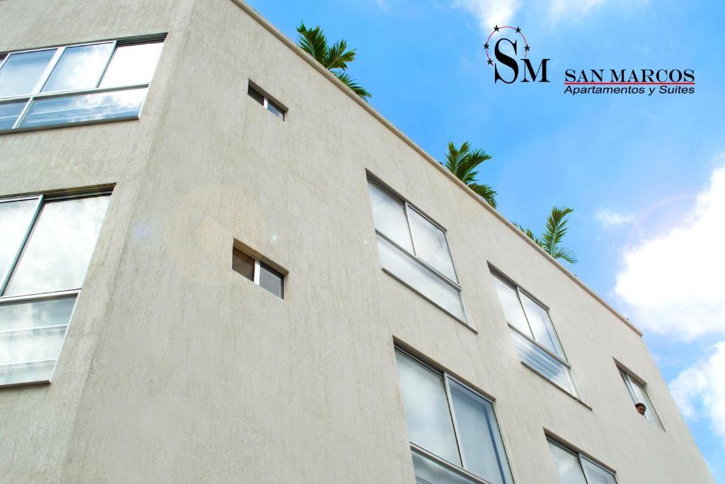 Apartasuites San Marcos Кали Экстерьер фото