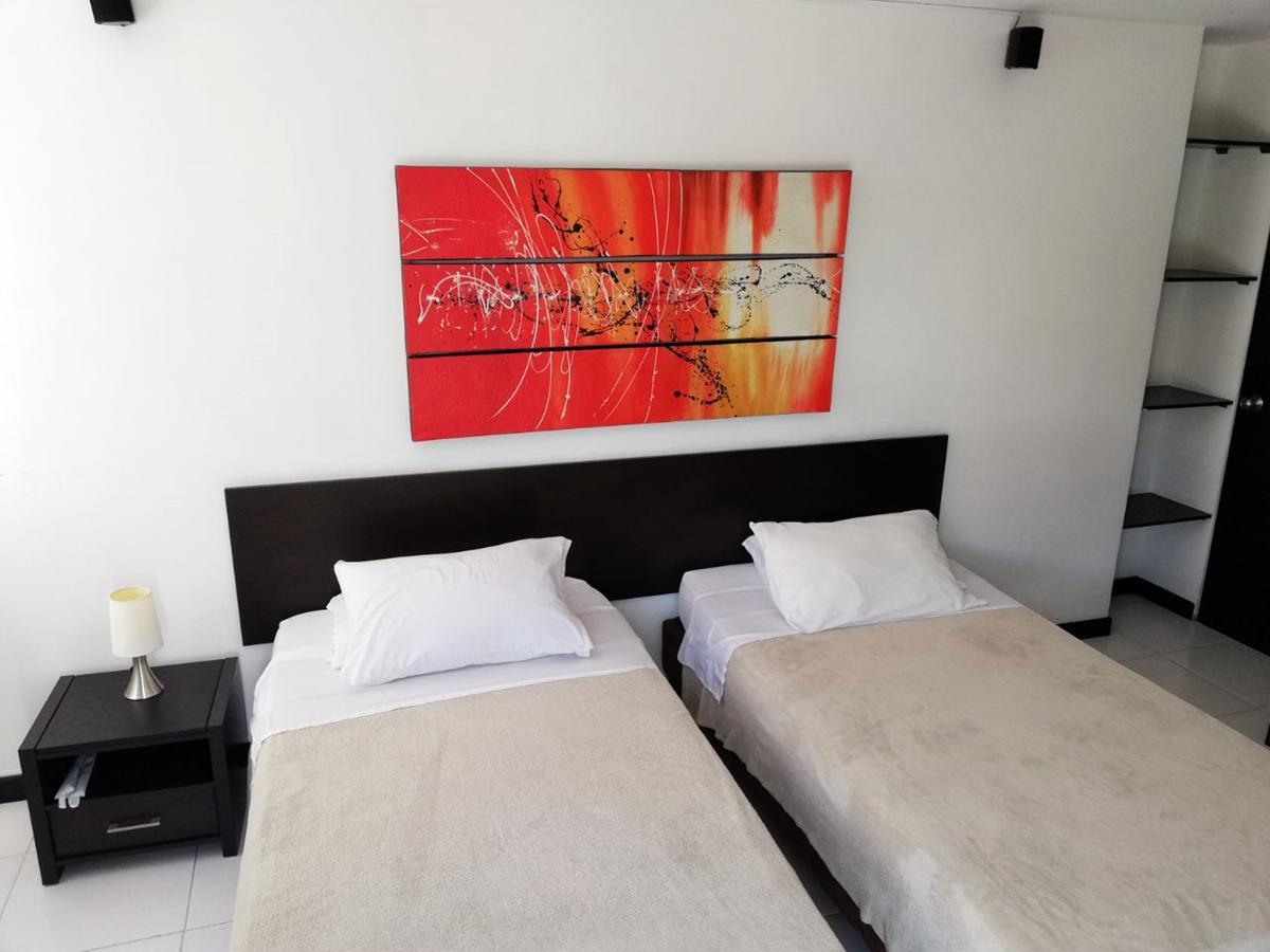 Apartasuites San Marcos Кали Экстерьер фото